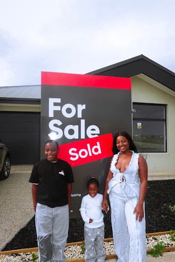 Finspo – Mortgage Broker — Customer photo